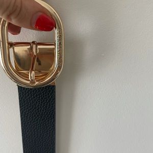 Michael Kors reversible belt